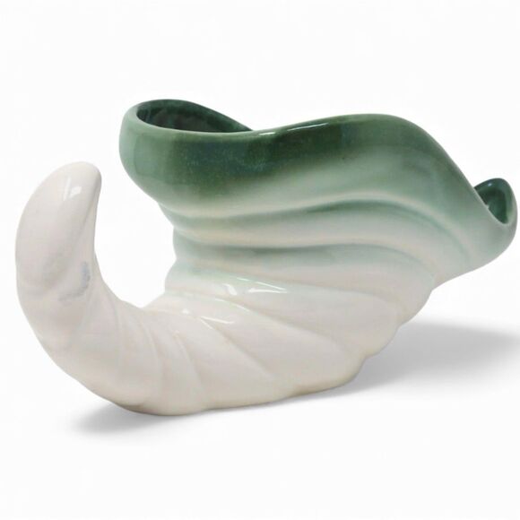 Vtg 1950's Regal Hull USA Pottery Horn of Plenty (Cornucopia) Vase Planter #307 - Picture 5 of 10